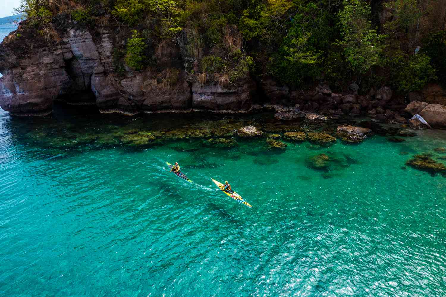 Ferries & inter-island travel in Dominica